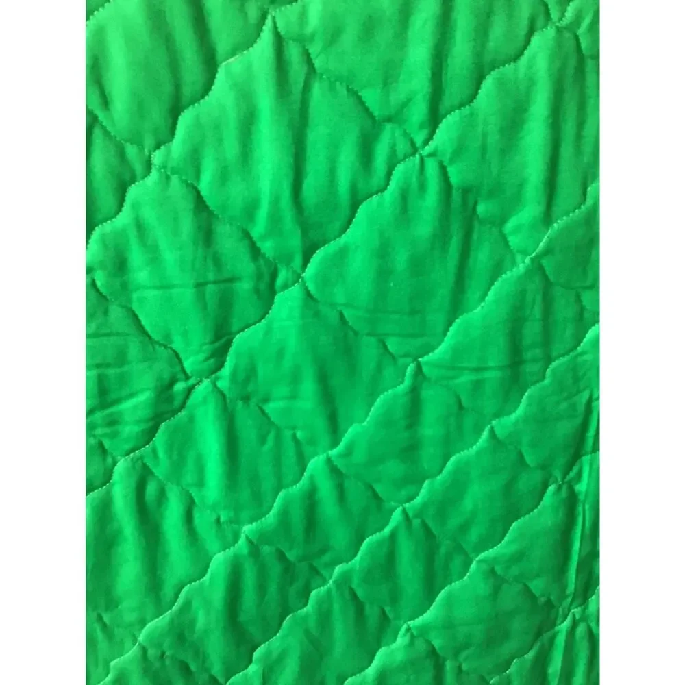 NWT Hand Crafted Green and White Bright Quilt